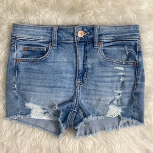 AMERICAN EAGLE SUPER STRETCH HI-RISE SHORTIE